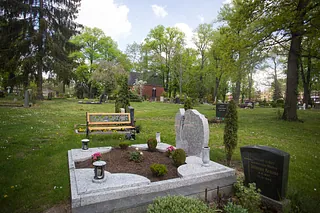 Exemplarische Paargrab